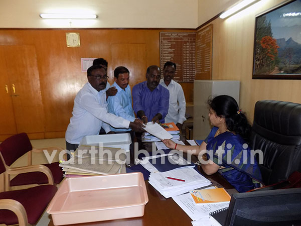 ಜಿಲ್ಲಾ ಸರ್ಜನ್ ವರ್ಗಾವಣೆ ರದ್ದತಿಗೆ ಒತ್ತಾಯಿಸಿ ಮನವಿ